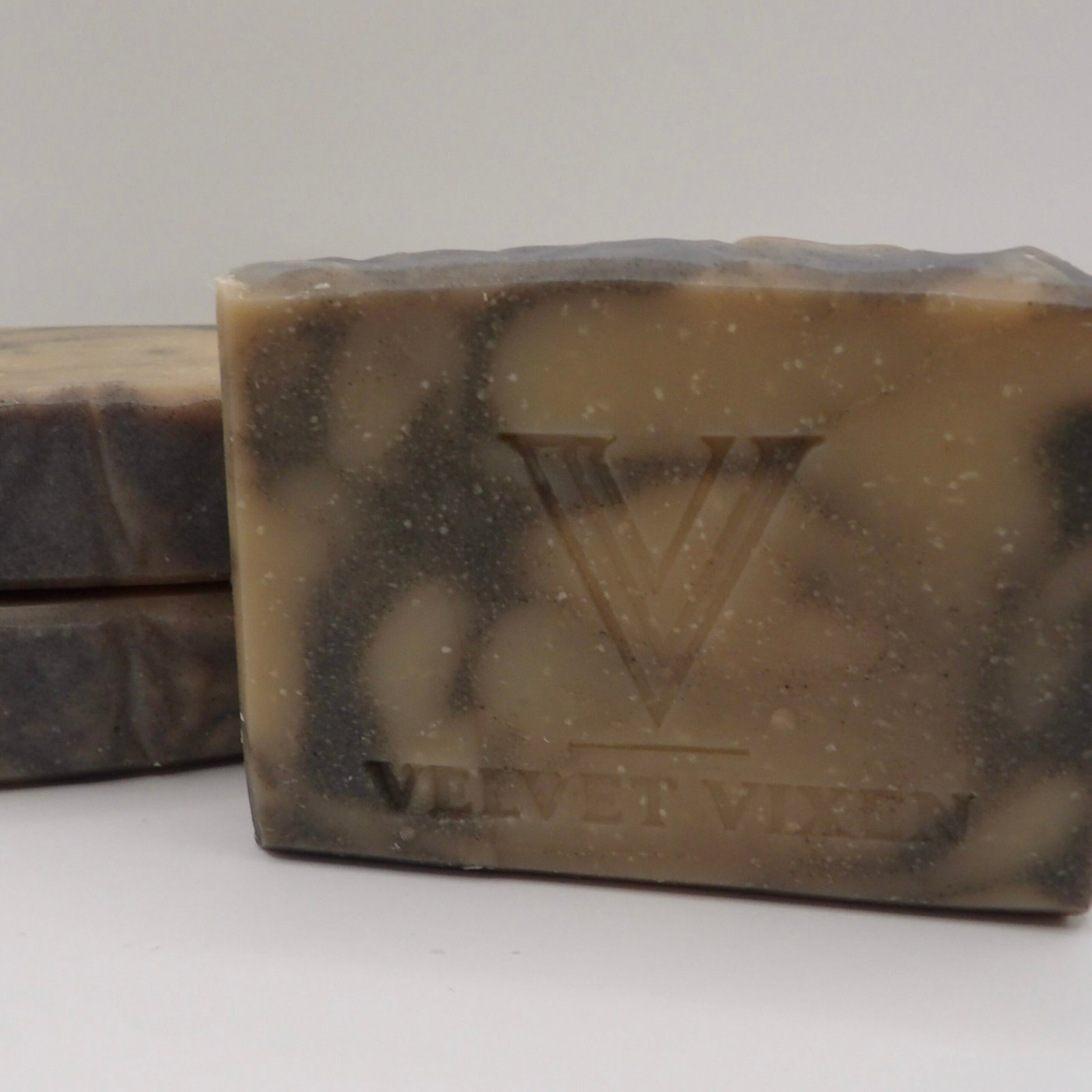 ✨ fresh cut gentleman tallow temptress soap ✨ velvet vixen on him ✨ fresh cut gentleman tallow temptress soap ✨ velvet vixen on him
