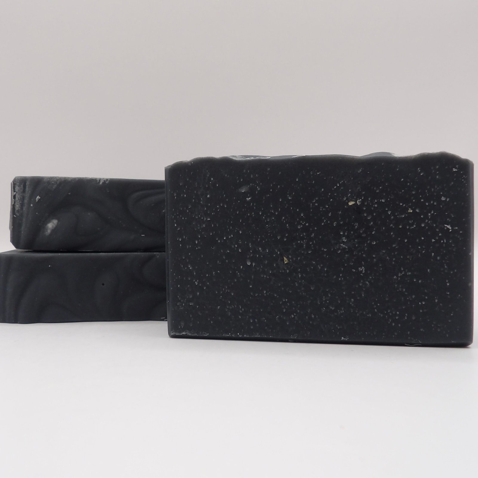 Dark & Divine Pure Botanicals Tallow Temptress Soap - Image 4